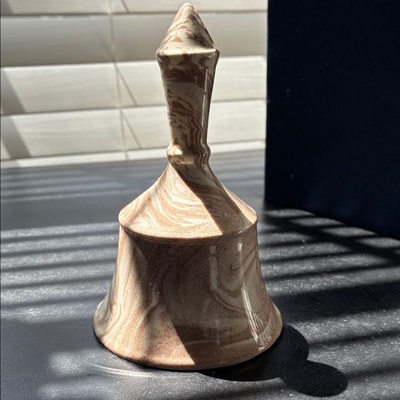 Elegant Mount St. Helens Ash Swirl Art Bell - Picture 1 of 3